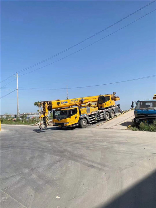 平安区吊车作业时，可能会产生哪些额外收费项目？