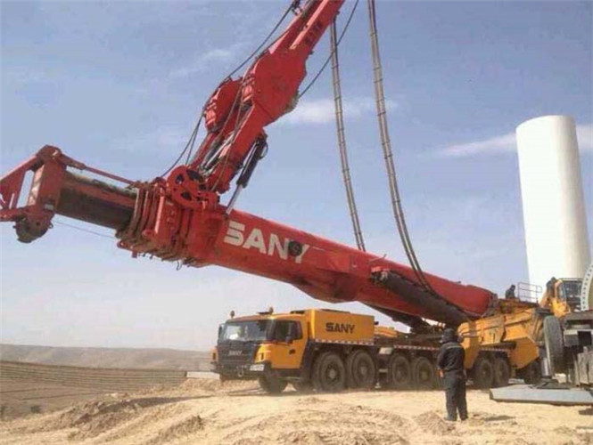 平安区作业场地不达标（如地面松软），公司会提供解决方案吗？